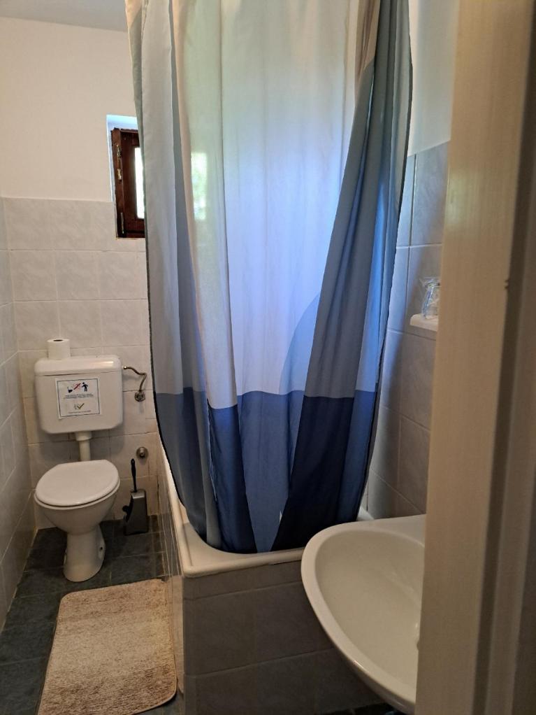 Accomodation Mirjana Rooms โปเรช ภายนอก รูปภาพ
